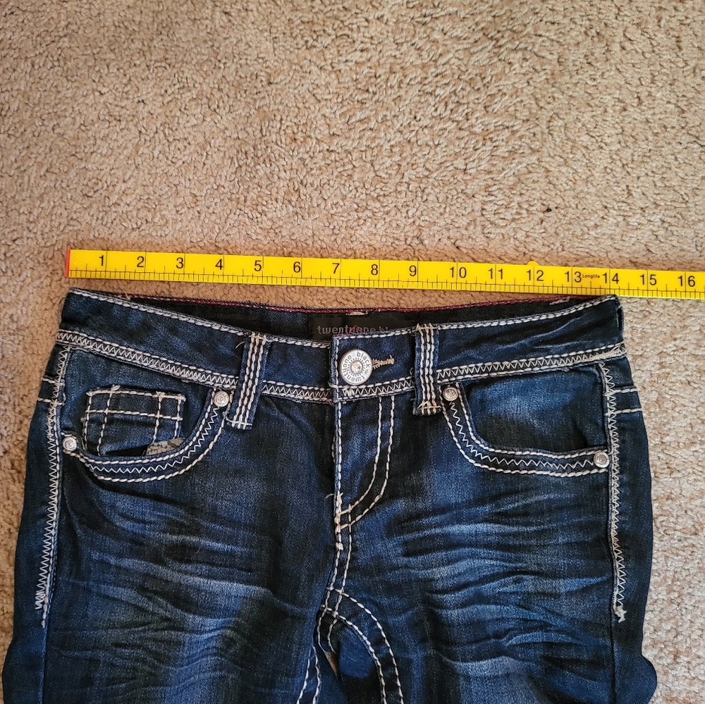Rue 21 Slimboot jeans 0R. $10 - Picture 3 of 8